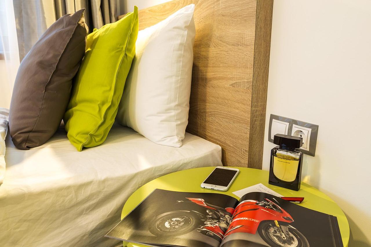 Hotel Compliment Трявна Екстер'єр фото