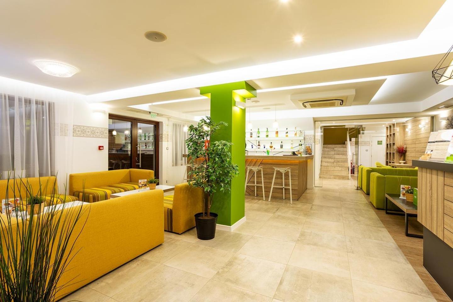 Hotel Compliment Трявна Екстер'єр фото