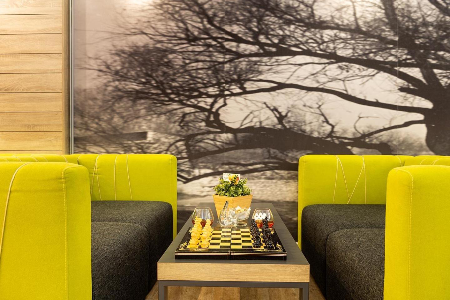 Hotel Compliment Трявна Екстер'єр фото