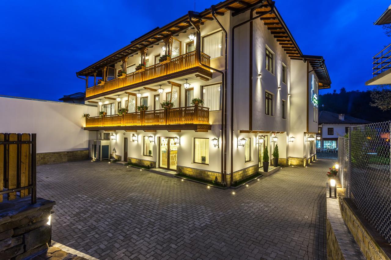 Hotel Compliment Трявна Екстер'єр фото