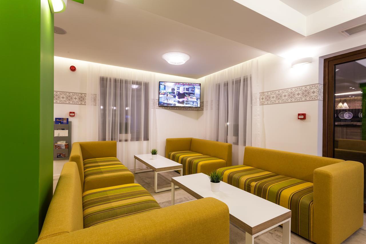 Hotel Compliment Трявна Екстер'єр фото