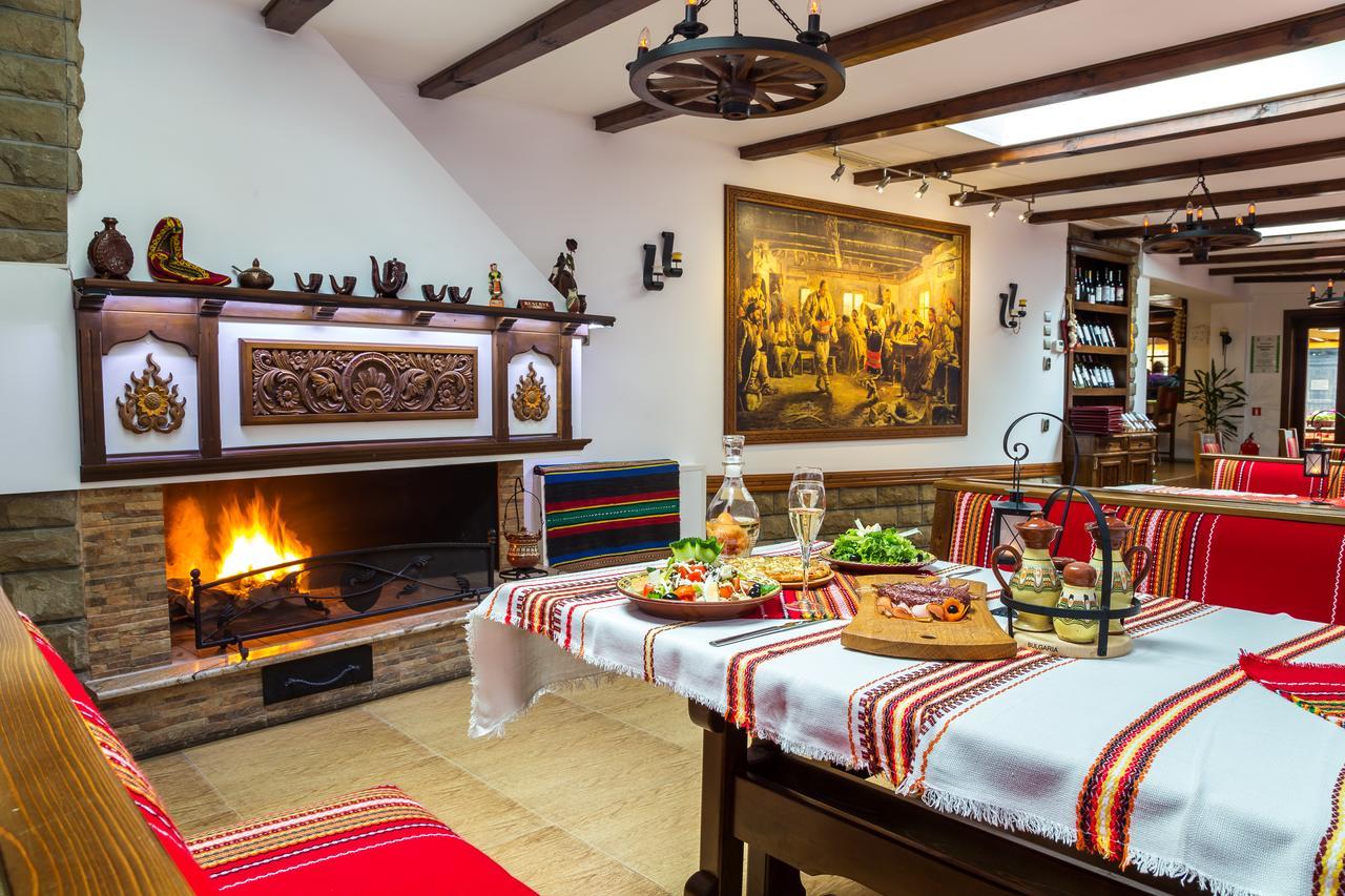 Hotel Compliment Трявна Екстер'єр фото